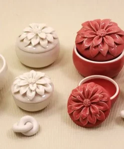 Bomboniere Scatolina porta bon-bon in porcellana Gerbera